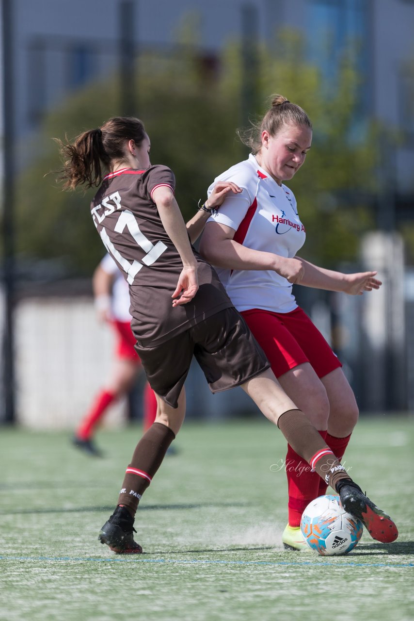 Bild 182 - wBJ St. Pauli - Walddoerfer : Ergebnis: 1:11